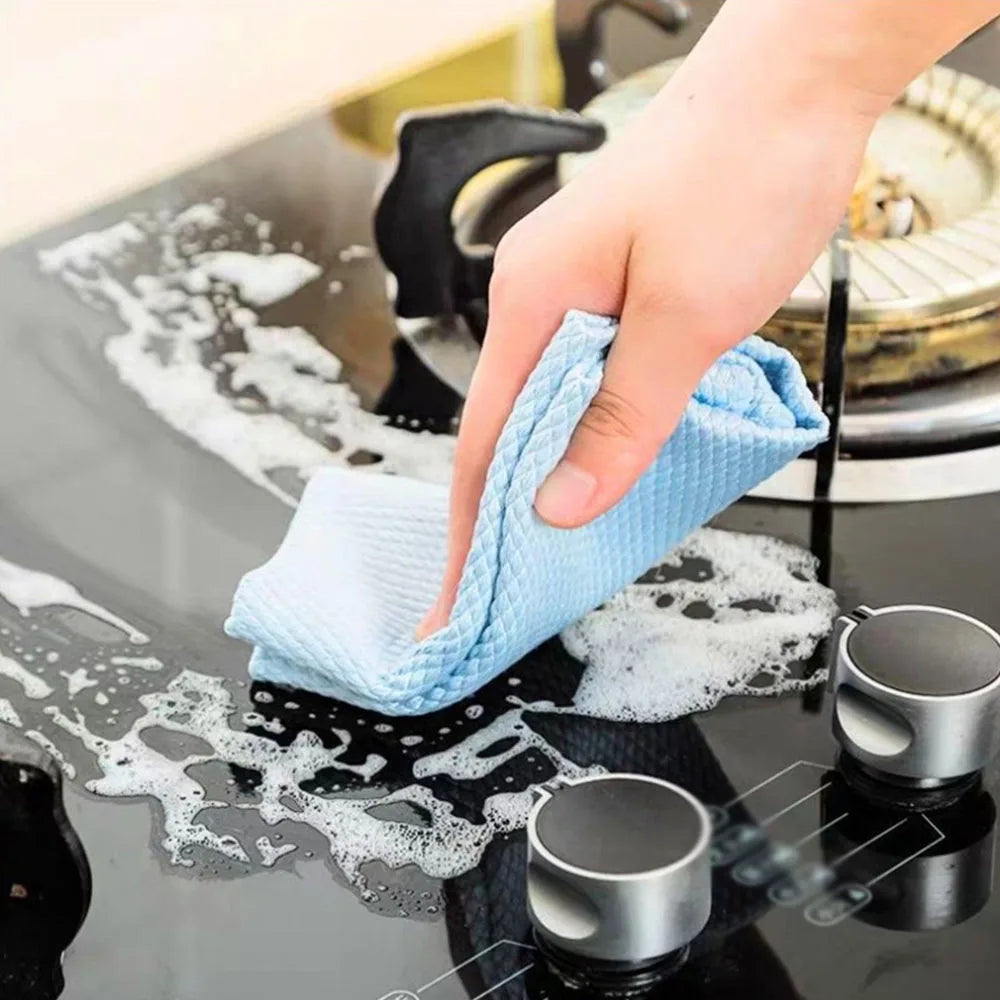 5/10-Piece NanoScale Streak-Free Cleaning Cloths – Reusable Miracle Polishing Cloths for Glass, Mirrors, Kitchen & Home.