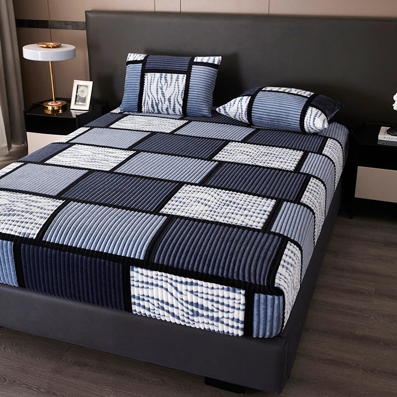 Soft Flannel Fitted Sheet – Large Checkered Pattern, Warm Fleece Mattress Cover with Deep Pockets & Anti-Slip Fit, Multiple Sizes