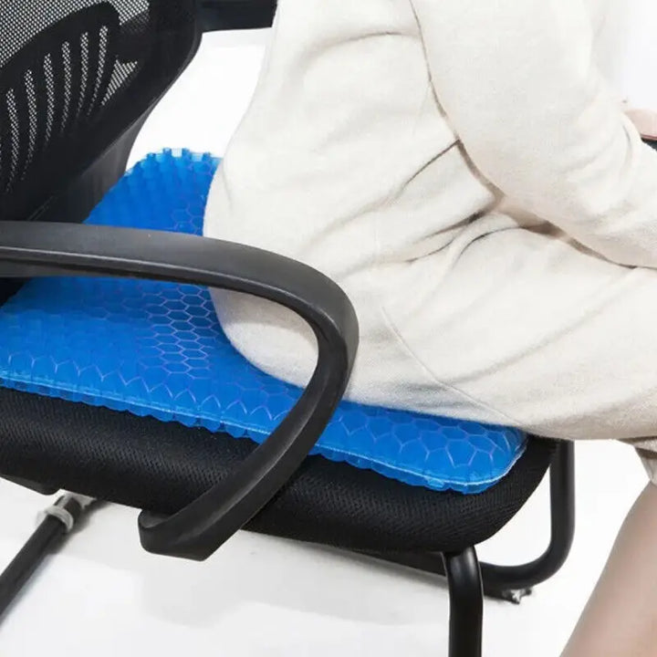 Premium Honeycomb Gel Seat Cushion – Ergonomic Cooling Pressure-Relief Pad.