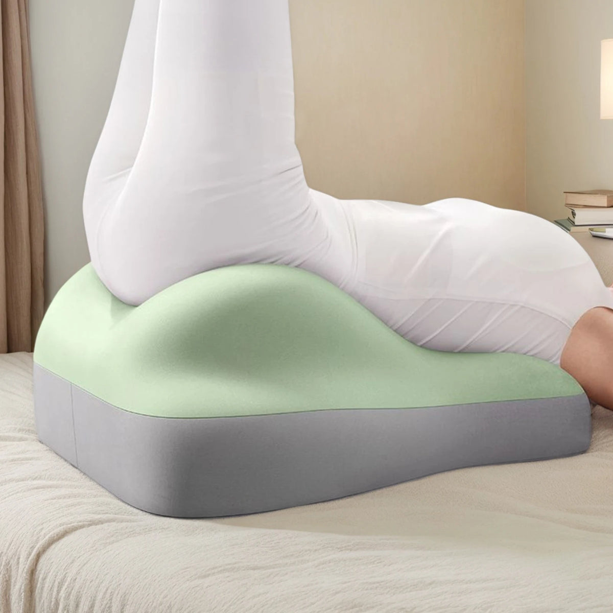 Multifunctional Wedge Support Pillow with Memory Foam Seat Cushion – Comfortable Back & Hip Support for Sitting and Resting.