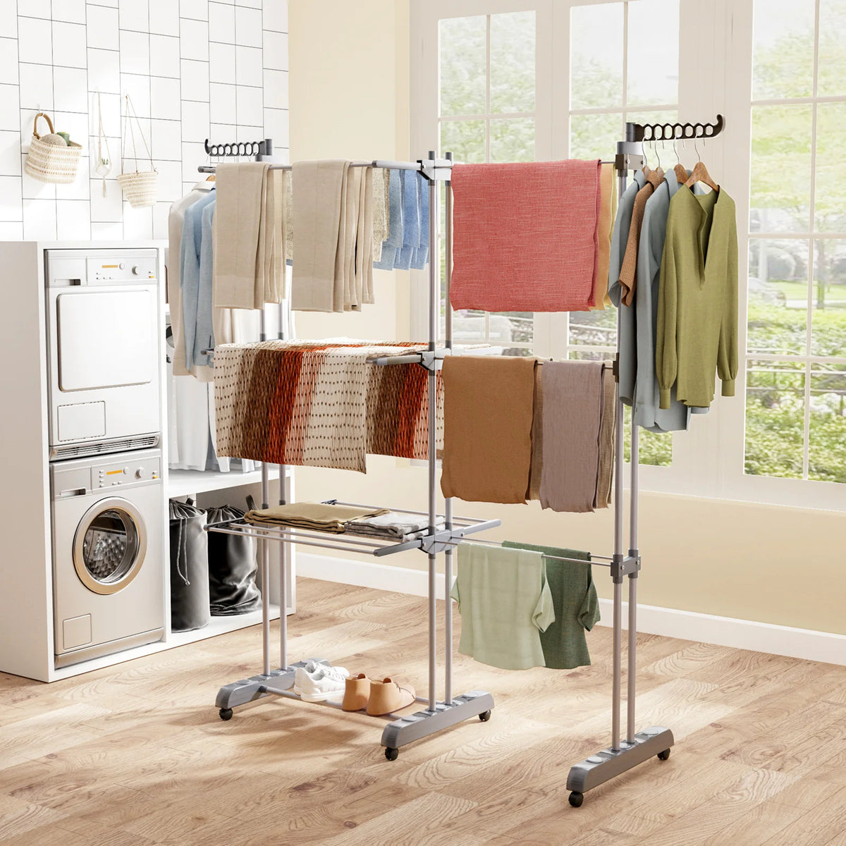Height-Adjustable Steel Clothes Airer – 74–147cm, 6 Folding Wings, 176cm Tall, 15kg Capacity for Indoor & Outdoor Laundry.