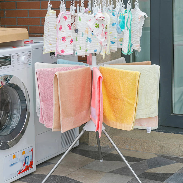 360° Rotating Clothes Drying Rack – Foldable Stainless Steel Laundry Rack with Strong Load-Bearing Capacity.