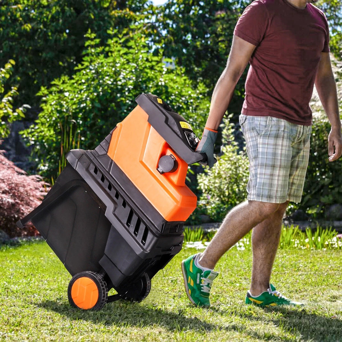 2500W Electric Wood Shredder – 40mm Branch Chipper with 55L Collection Box.