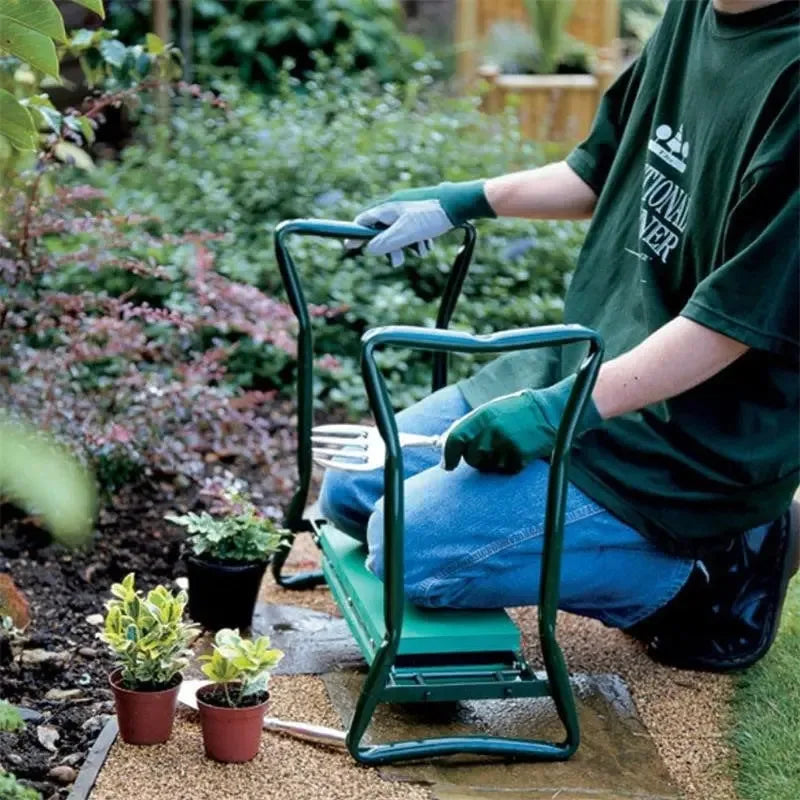Foldable Garden Kneeler & Seat – Heavy-Duty Gardening Bench with Padded Kneeling Pad.